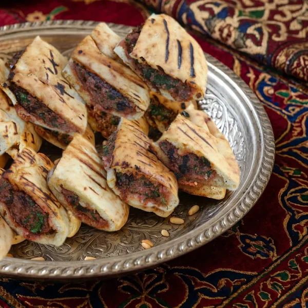 ⁦vegan fire arais⁩ – תמונה ⁦2⁩